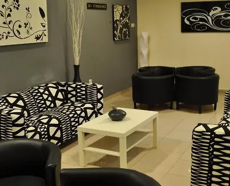 Hotel Roma 2*
